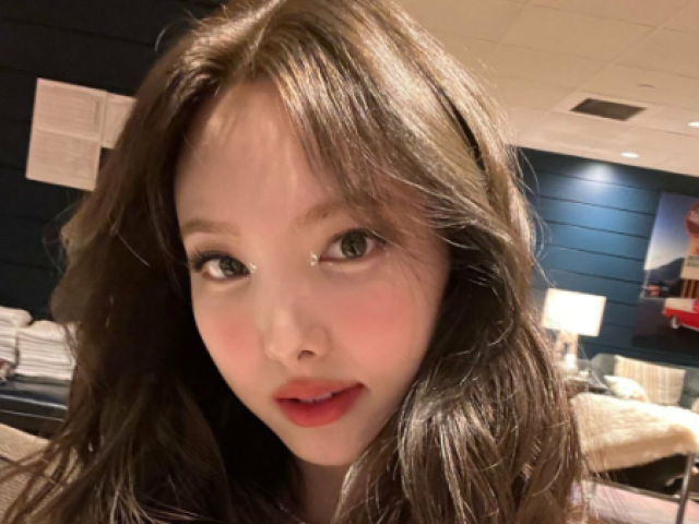 Nayeon | Im Nayeon
TWICE