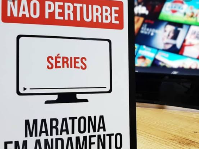 maratonar séries e filmes