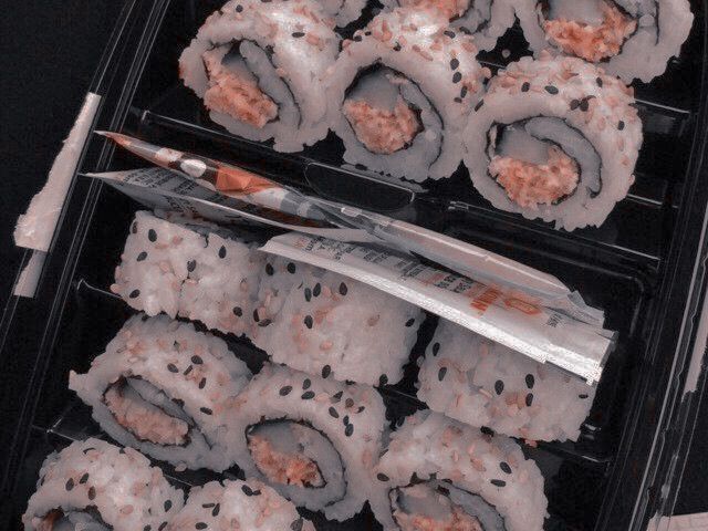 🍣