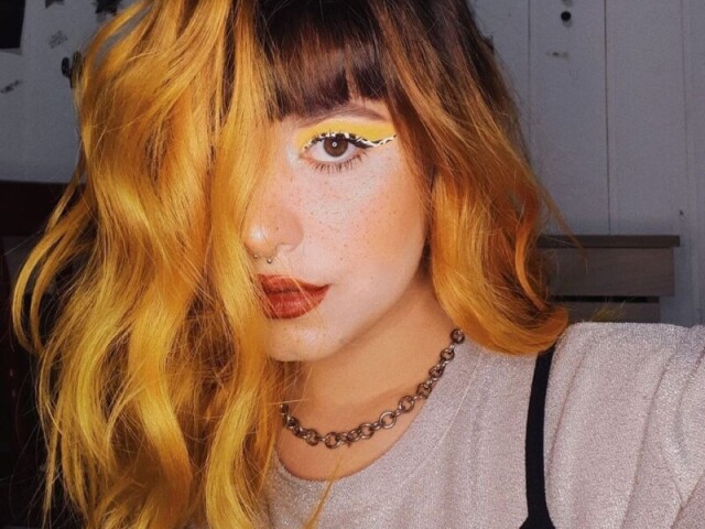 π€ amarelo