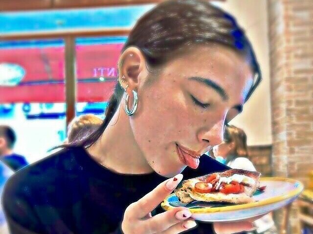 Você conhece mesmo a Charli?