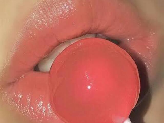 Risadinha e hidratados👄🍭