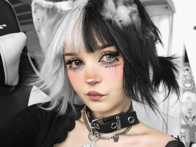 E-girl🖤💀🎶