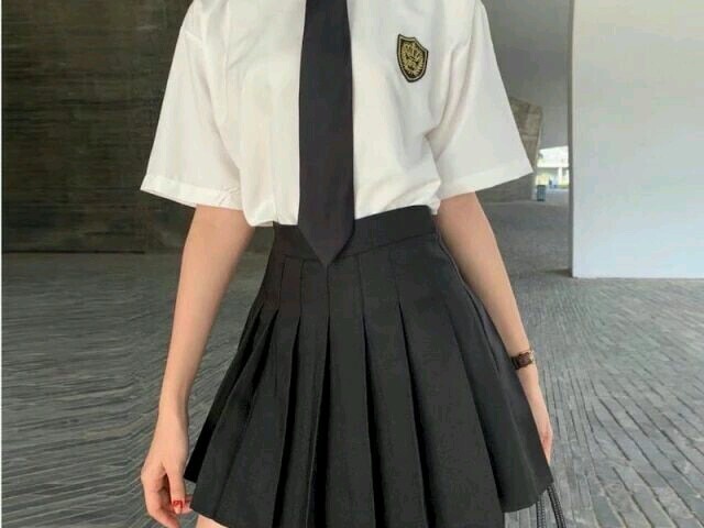 Uniforme♤
Não precisa ser esse