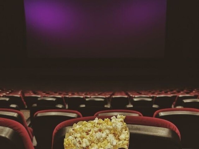 Cinema com as amigas