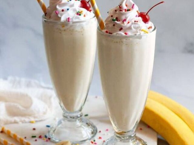 Milkshake tradicional de baunilha