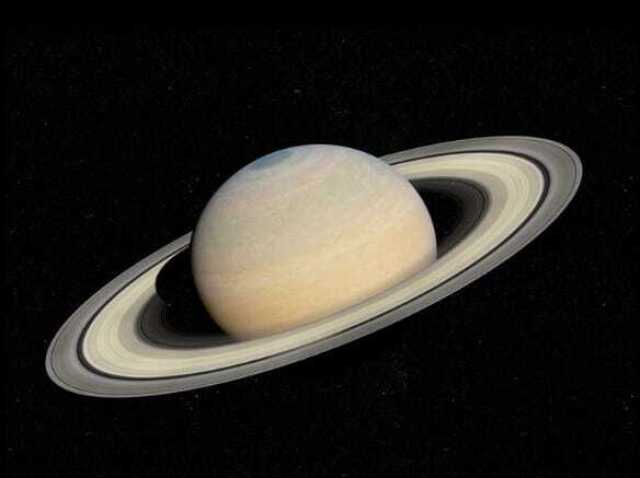 Saturno