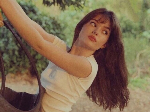 Raphaella
Sua prima
Vegana
Extrovertida
Gosta de frutas e animais
Joga Adorabel Home
"Eu vou colher frutas, quer ir?"
Romantiza a vida
