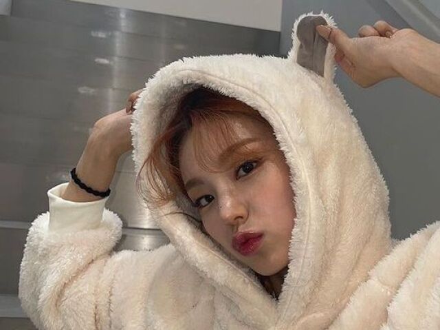 *・῾ ᵎ⌇ YEJI.