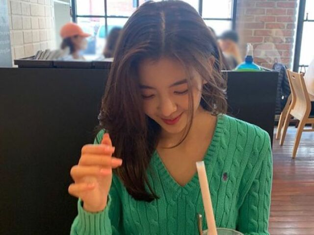*・῾ ᵎ⌇ LIA