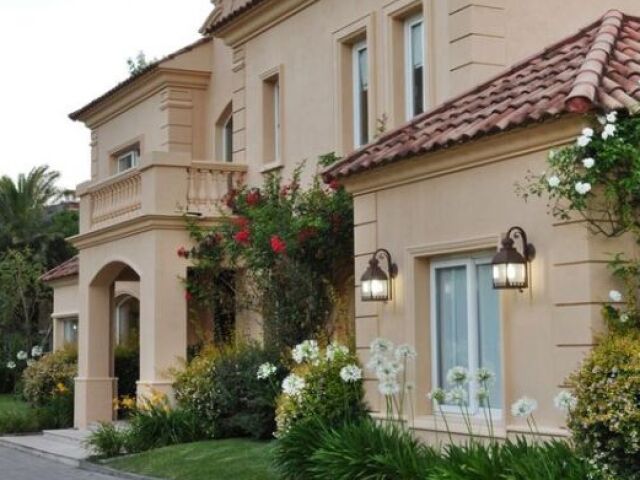 Casa Elegante!