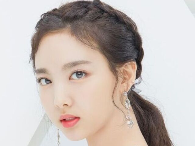 NAYEON