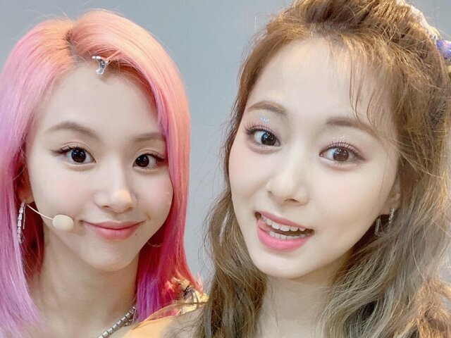 CHAEYOUNG/
TZUYU