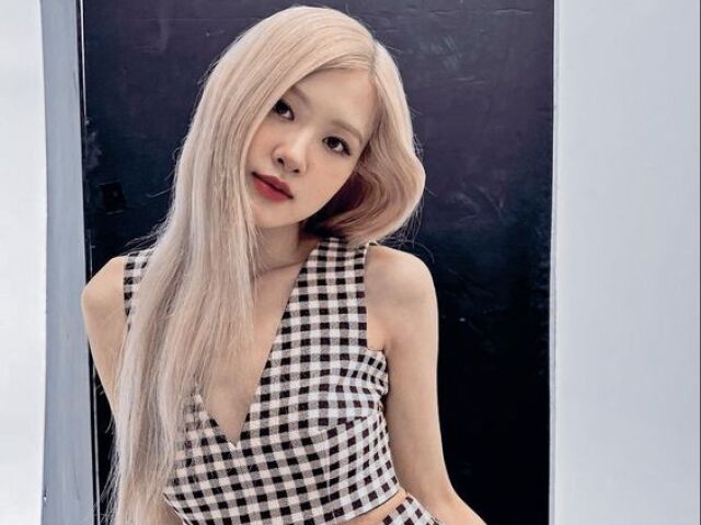 9. ~~~˚₊꒷🐾BlackPink🐾˚₊꒷~~~ ~~~˚₊꒷🐾Rosé🐾˚₊꒷~~~