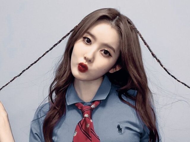 ~~~˚₊꒷🐾STAYC🐾˚₊꒷~~~ ~~~˚₊꒷🐾Sieun🐾˚₊꒷~~~
