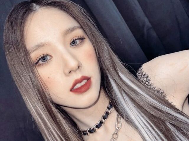 ~~~˚₊꒷🐾Loona🐾˚₊꒷~~~ ~~~˚₊꒷🐾Heejin🐾˚₊꒷~~~