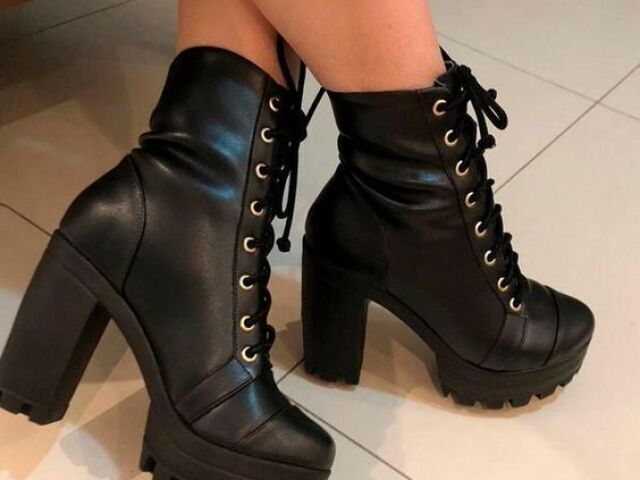 Black uwu