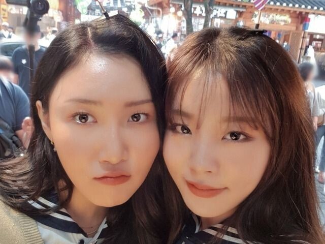 Hwasa e Wheein