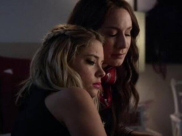 Hanna e Spencer ( Pretty Little Liars )