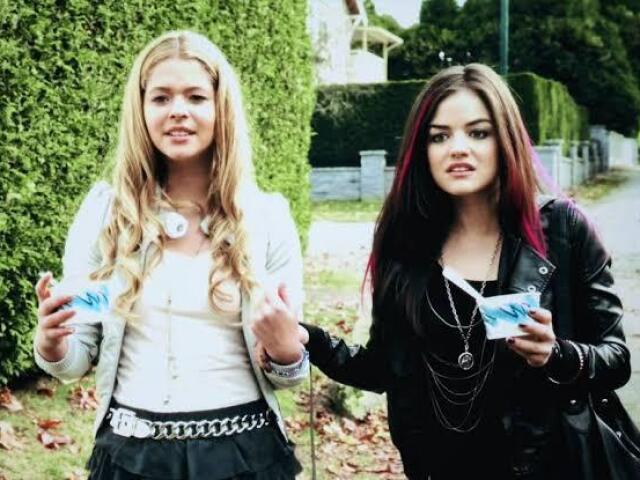 Aria e Alison ( PLL )