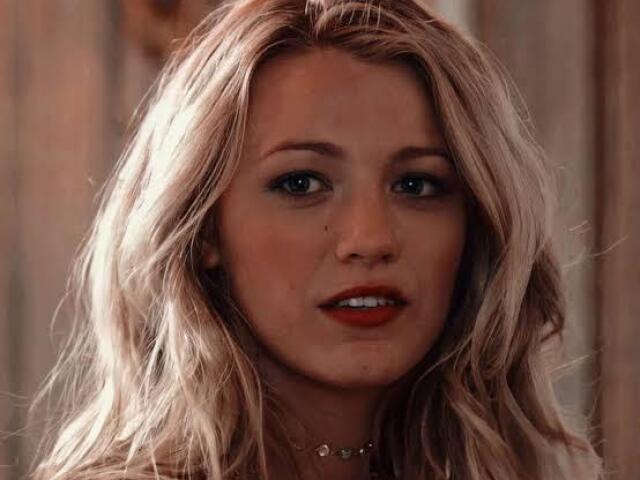 Serena Van Der Woodsen ( Gossip Girl )