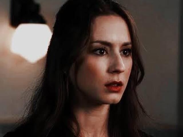 Spencer Hastings ( PLL )