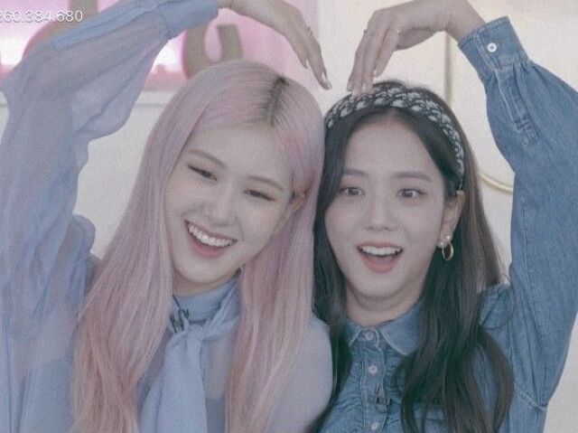 Jisoo e Rosé