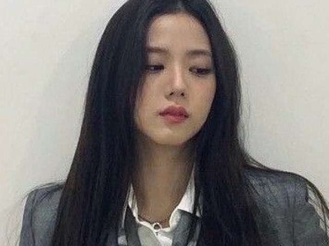 Jisoo ( Blackpink)