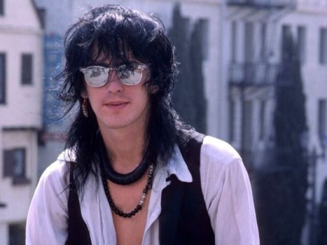 Izzy Stradlin