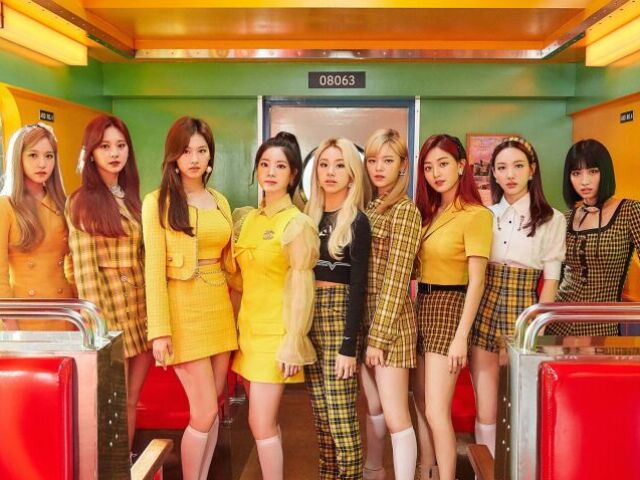 Amarelo