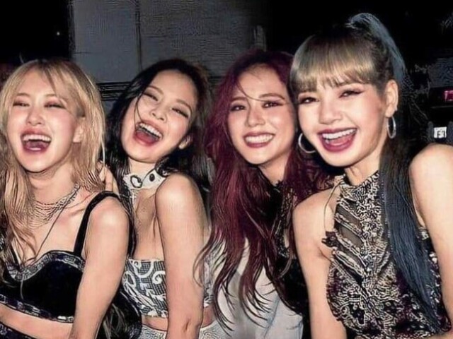 BLACKPINK🤗