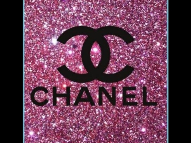 (Chanel)