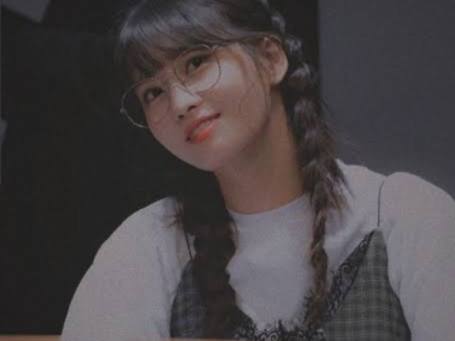 Momo(Twice)