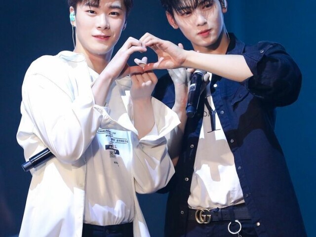 Moonbin e Cha Eun Woo