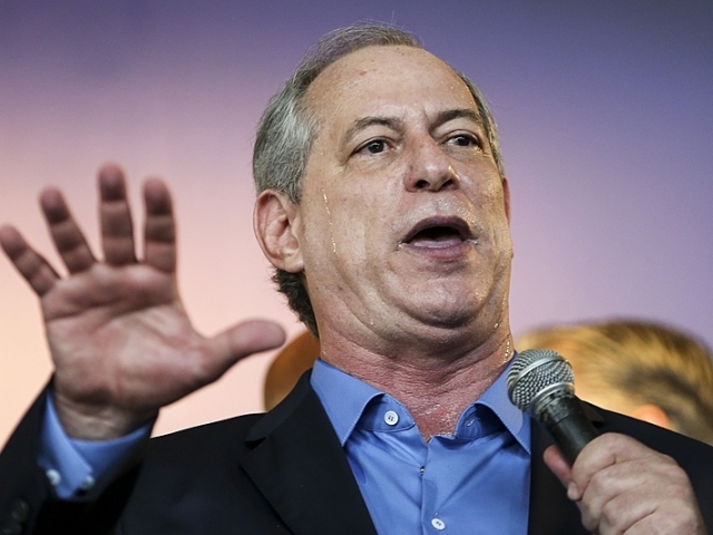 Político brasileiro (Ciro Gomes)