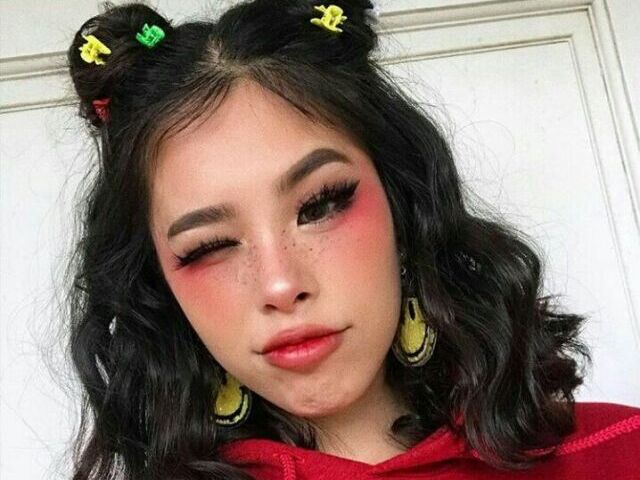 ๐๐๐