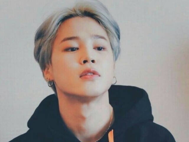 Eu! O Jimin ia cuidar de vc e não ia largar de vc e nem dormir até vc dizer que está tudo bem