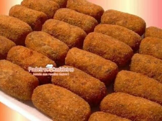 Salgados tipo croquetes