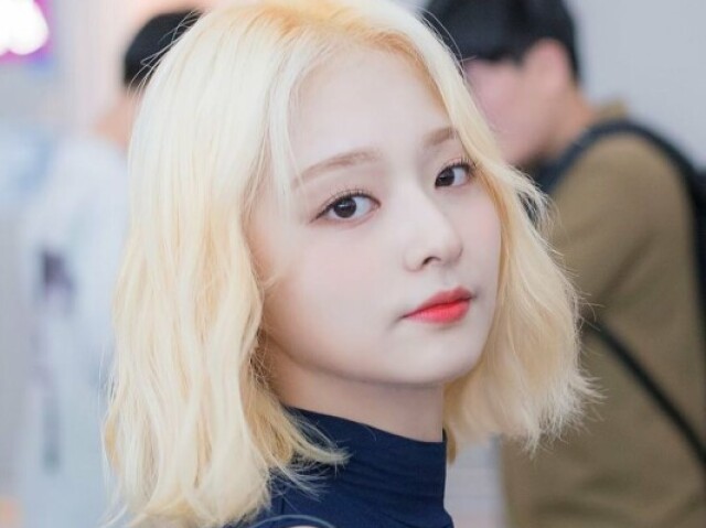 Nakyung (Fromis_9)