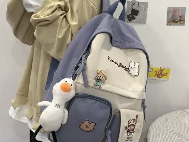 🎒