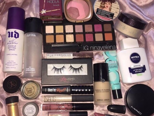 Um kit de make