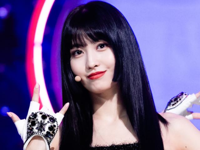 MOMO / TWICE