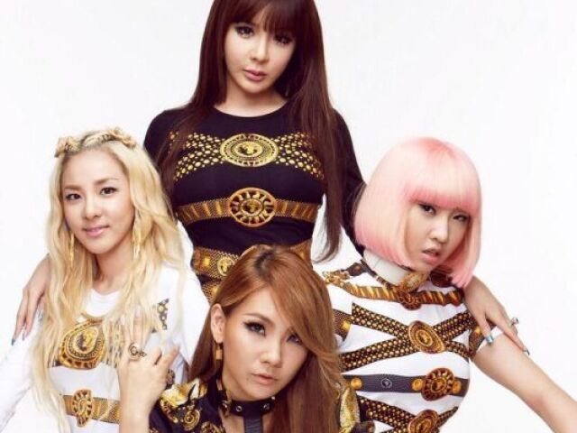 2NE1