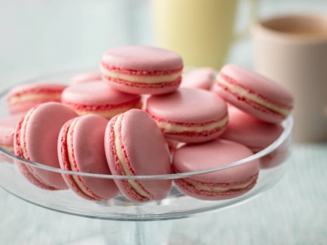 Macarons!!