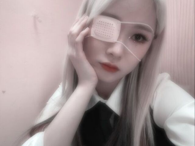 ⇢ ˗ˏˋMia