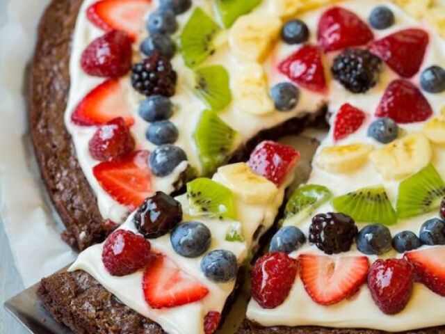 brownie e frutas💖