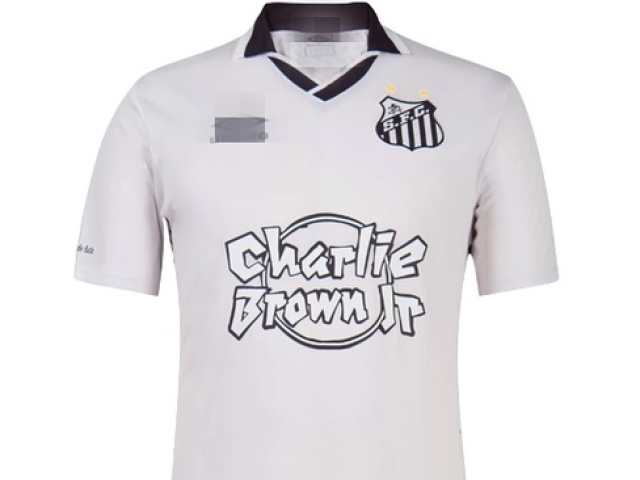 camisa charlie browm 2022