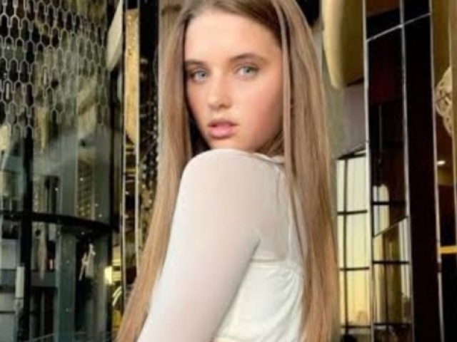 Savannah Clarke