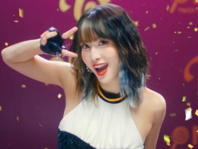 Momo(TWICE