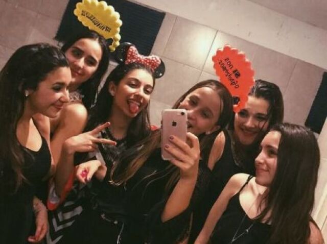 1. Áries se dá bem com amigos de Aquário e Gêmeos